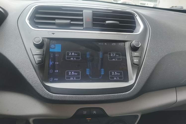 Used Ford Escort 2019 1.5L Manual ZhiXiang Version Audio And AC Panel