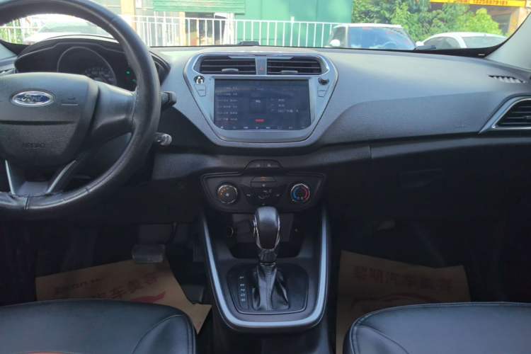 Used Ford Escort 2019 Revised 1.5L Automatic ZhiXiang Version (Tire Pressure Monitoring) China VI Standard Audio And AC Panel