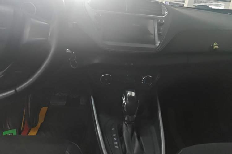 Used Ford Escort 2019 1.5L Automatic Enjoyment Model Audio And AC Panel
