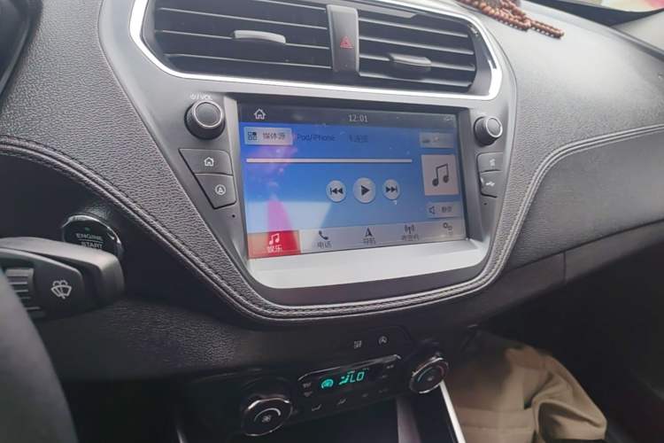 Used Ford Escort 2019 Revised Version 1.5L Automatic Enjoyment Type China VI Standard Audio And AC Panel