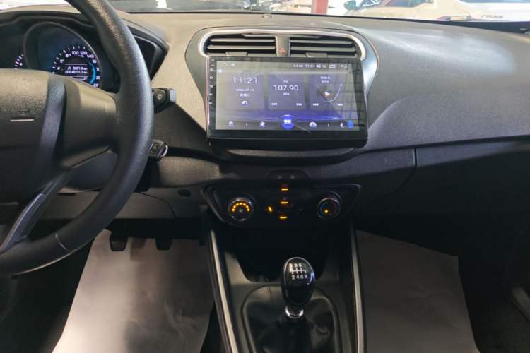 Used Ford Escort 2019 Revised Version 1.5L Manual Quality Enjoyment Type China VI Standard Audio And AC Panel
