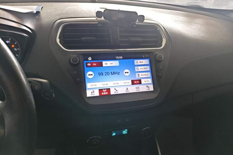 Used Ford Escort 2019 Revised Version 1.5L Automatic Enjoyment Type China VI Standard Audio And AC Panel