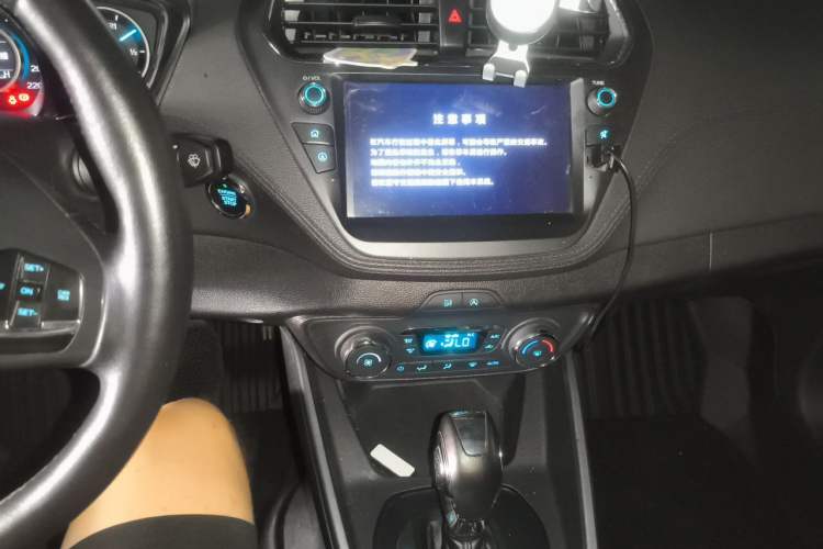 Used Ford Escort 2019 Revised Version 1.5L Automatic Enjoyment Type China VI Standard Audio And AC Panel