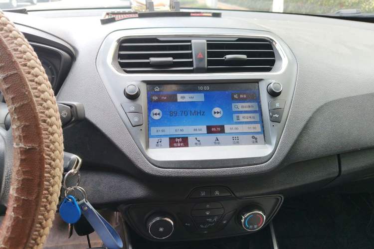 Used Ford Escort 2019 Revised Version 1.5L Manual "Quality Enjoyment" Trim (Tire Pressure Monitoring) China VI Standard Audio And AC Panel