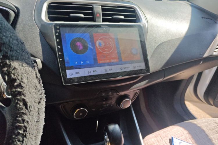 Used Ford Escort 2019 1.5L Automatic ZhiXiang Model Audio And AC Panel
