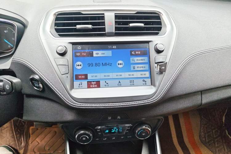 Used Ford Escort 2019 Revised Version 1.5L Automatic Enjoyment Type China VI Standard Audio And AC Panel