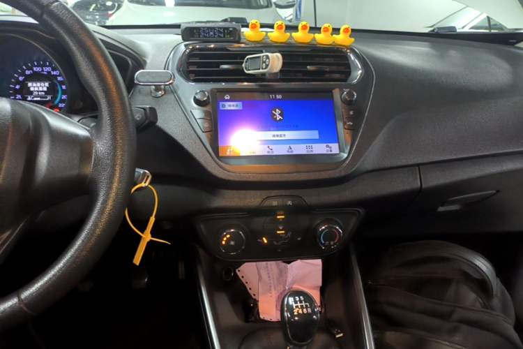 Used Ford Escort 2019 1.5L Manual ZhiXiang Version Audio And AC Panel