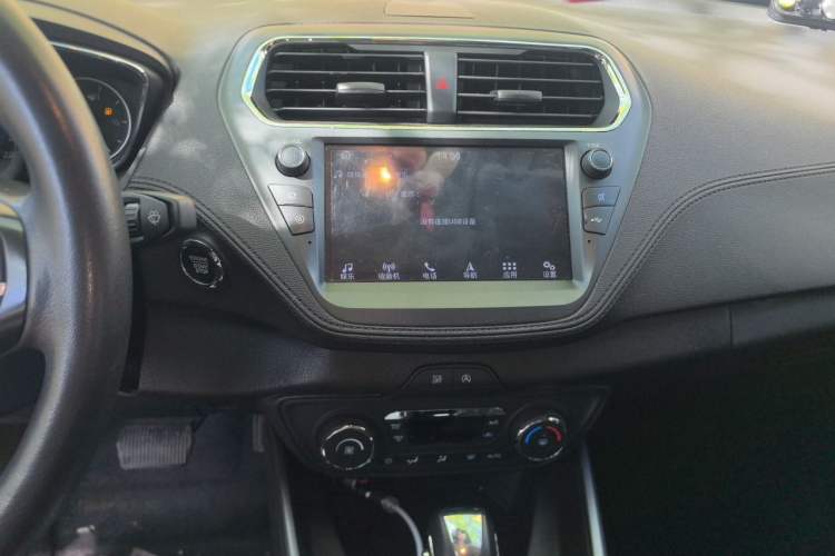 Used Ford Escort 2019 Revised Version 1.5L Automatic Enjoyment Type China VI Standard Audio And AC Panel