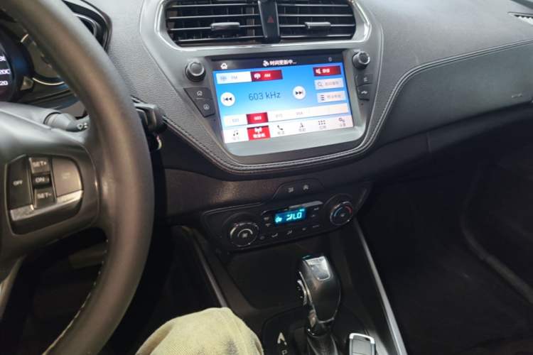Used Ford Escort 2019 Revised Version 1.5L Automatic Enjoyment Type China VI Standard Audio And AC Panel