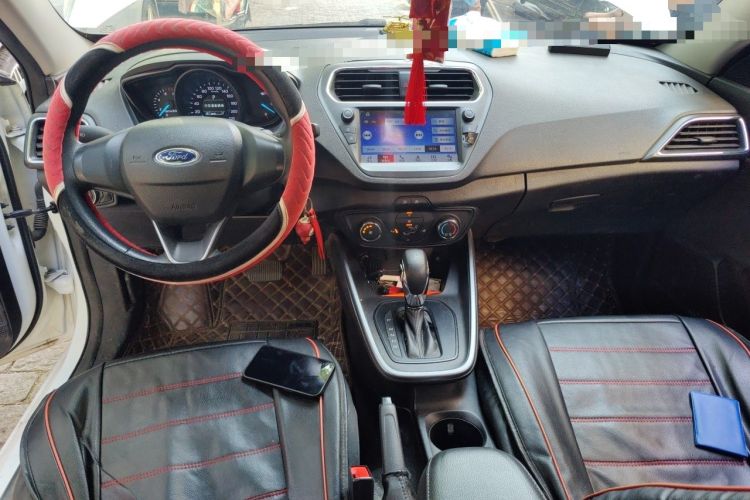 Used Ford Escort 2019 Revised 1.5L Automatic ZhiXiang Version (Tire Pressure Monitoring) China VI Standard Center Console