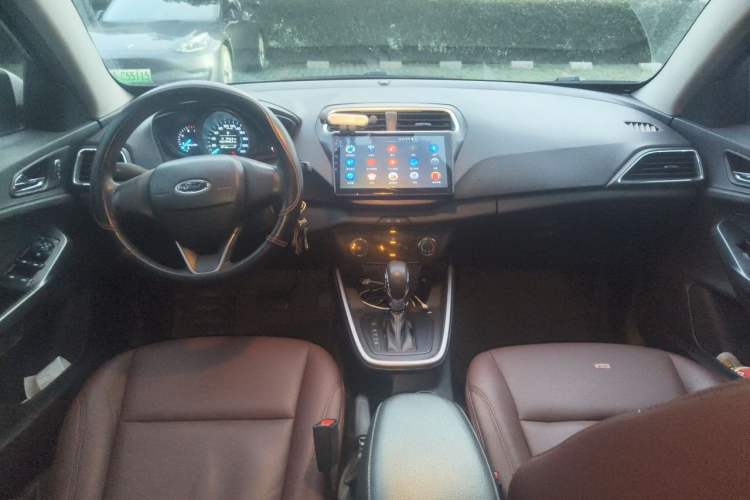 Used Ford Escort 2019 Revised 1.5L Automatic ZhiXiang Version China V Standard Center Console