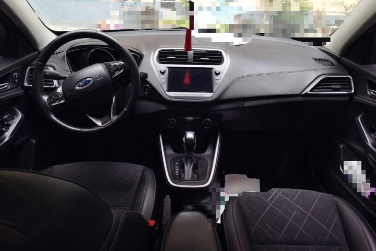 Used Ford Escort 2019 Revised Version 1.5L Automatic Enjoyment Type China VI Standard Center Console