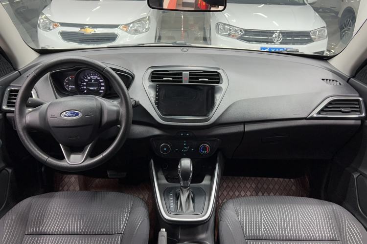 Used Ford Escort 2019 Revised 1.5L Automatic ZhiXiang Version (Tire Pressure Monitoring) China VI Standard Center Console