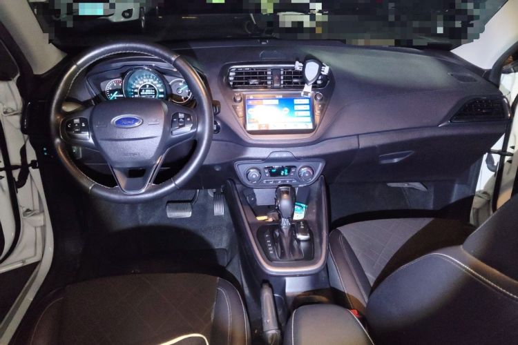 Used Ford Escort 2019 Revised Version 1.5L Automatic Enjoyment Type China VI Standard Center Console