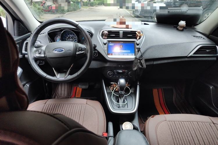 Used Ford Escort 2019 Revised Version 1.5L Automatic Enjoyment Type China VI Standard Center Console