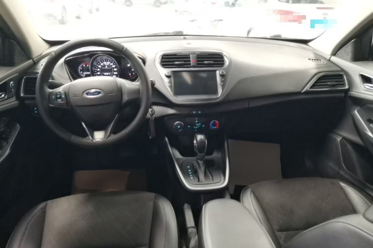 Used Ford Escort 2019 1.5L Automatic Enjoyment Model Center Console