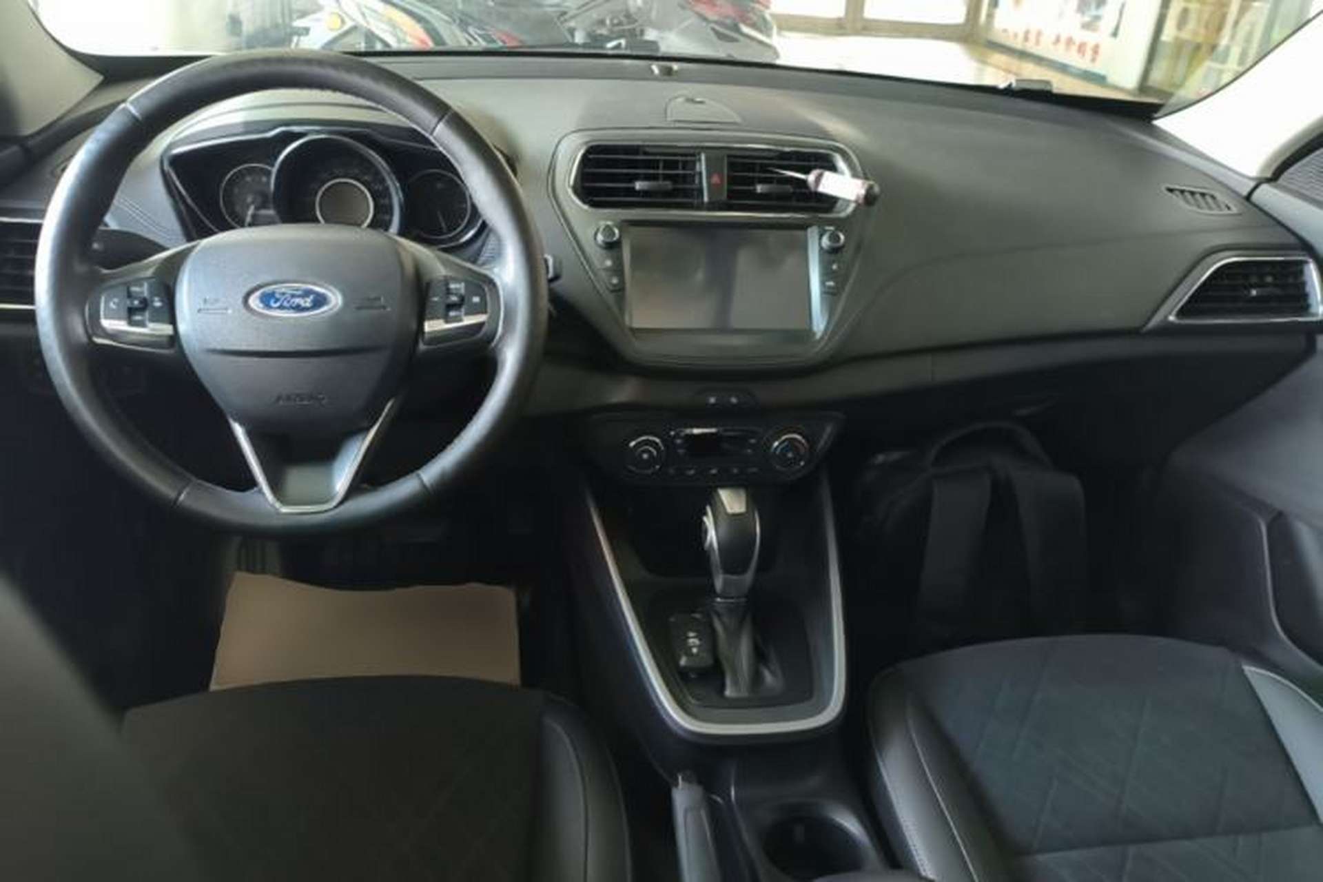 Used Ford Escort 2019 Revised Version 1.5L Automatic Enjoyment Type China VI Standard Center Console