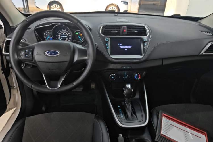 Used Ford Escort 2019 1.5L Automatic Enjoyment Model Center Console
