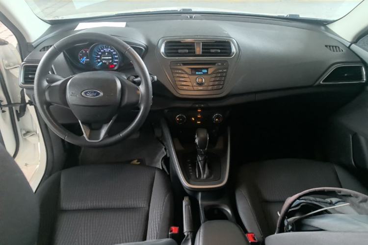 Used Ford Escort 2019 Revised 1.5L Automatic ZhiXiang Version (Tire Pressure Monitoring) China VI Standard Center Console