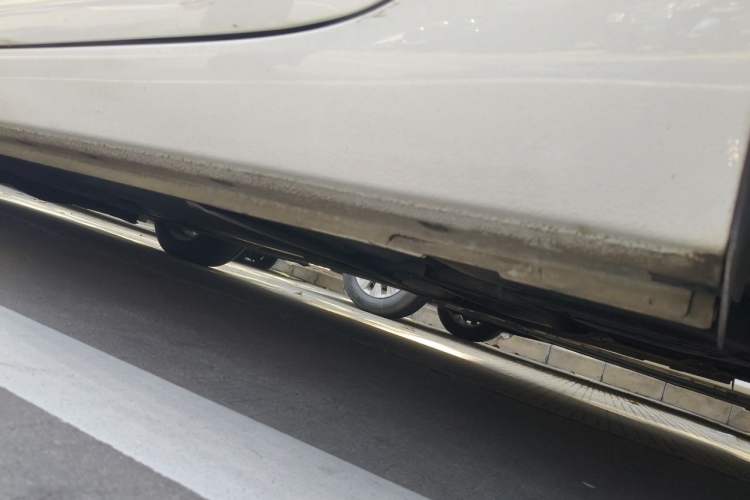 Used Ford Escort 2019 Revised 1.5L Automatic ZhiXiang Version (Tire Pressure Monitoring) China VI Standard Chassis Rear Left