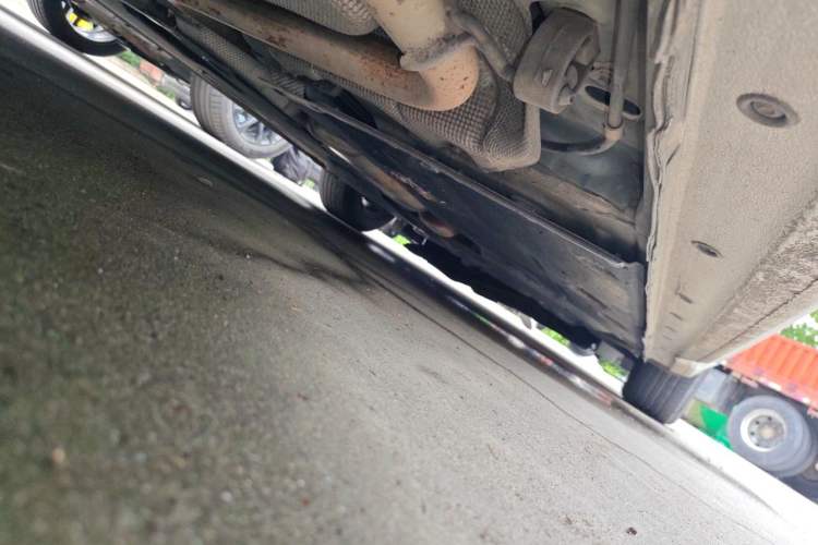 Used Ford Escort 2019 Revised 1.5L Automatic ZhiXiang Version (Tire Pressure Monitoring) China VI Standard Chassis Rear Right