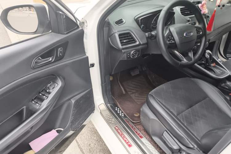 Used Ford Escort 2019 Revised Version 1.5L Automatic Enjoyment Type China VI Standard Driver Seat