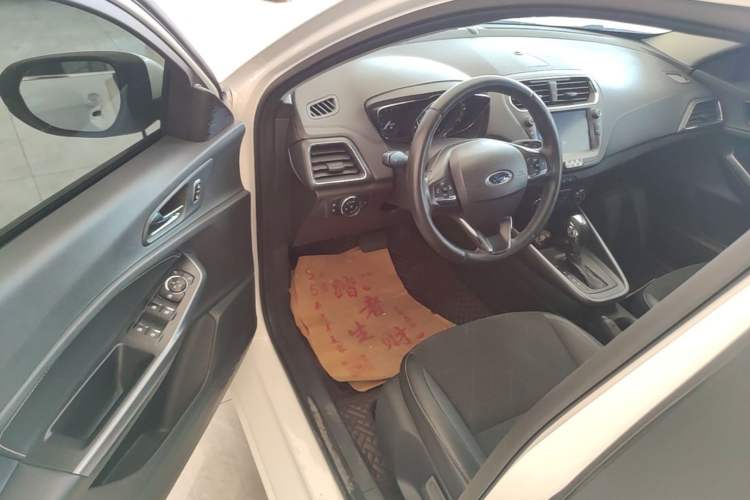 Used Ford Escort 2019 Revised Version 1.5L Automatic Enjoyment Type China VI Standard Driver Seat