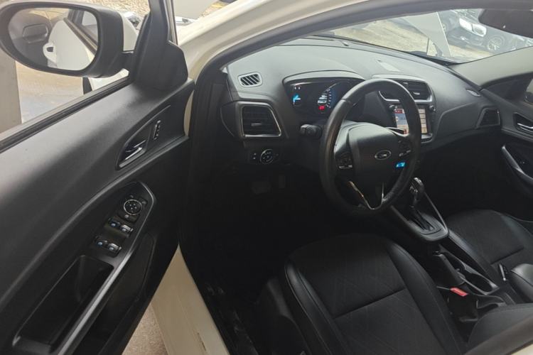 Used Ford Escort 2019 Revised Version 1.5L Automatic Enjoyment Type China VI Standard Driver Seat