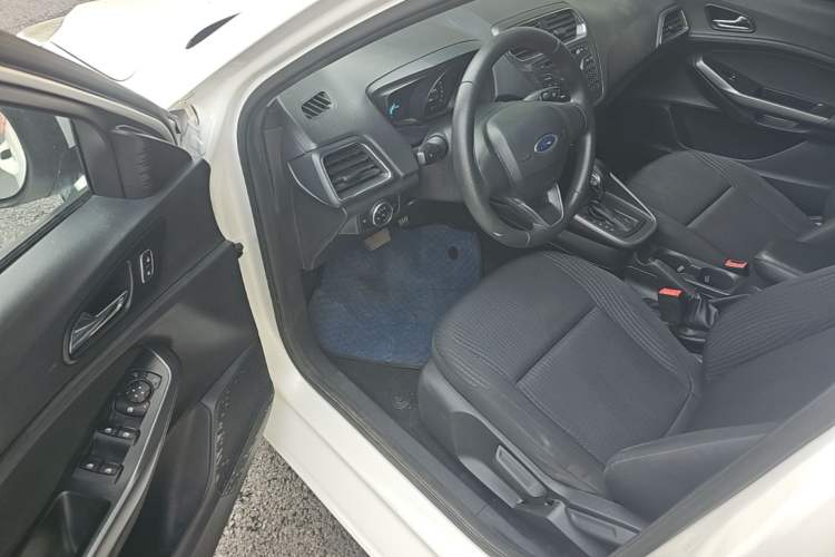 Used Ford Escort 2019 1.5L Automatic ZhiXiang Model Driver Seat