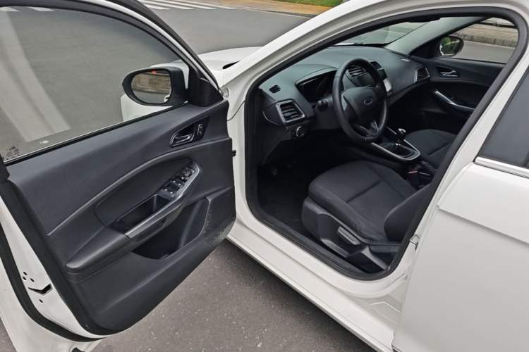 Used Ford Escort 2019 1.5L Manual ZhiXiang Version Driver Seat