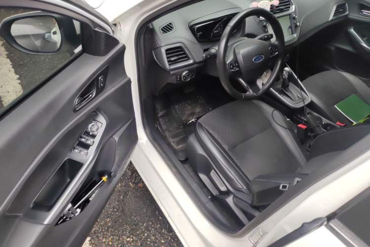 Used Ford Escort 2019 Revised Version 1.5L Automatic Enjoyment Type China VI Standard Driver Seat