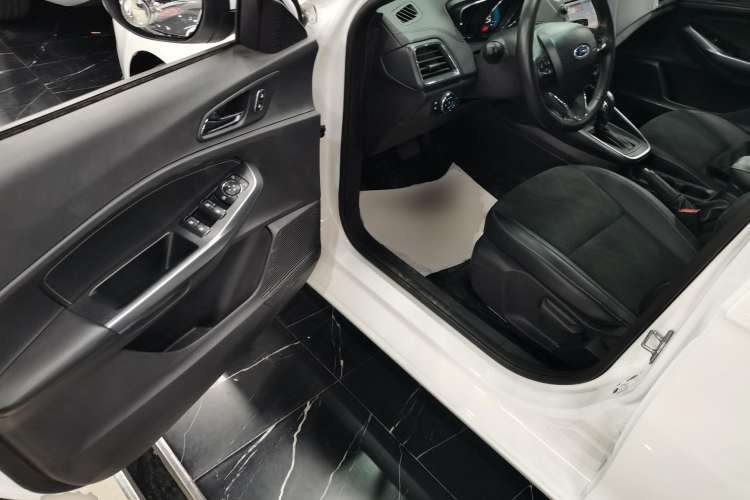 Used Ford Escort 2019 Revised Version 1.5L Automatic Enjoyment Type China VI Standard Driver Seat