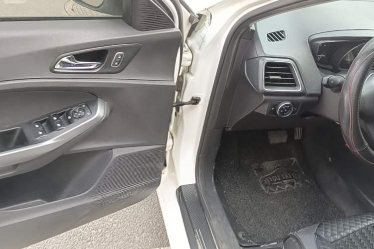 Used Ford Escort 2019 1.5L Automatic ZhiXiang Model Driver Seat