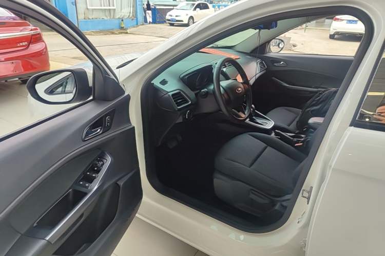 Used Ford Escort 2019 Revised 1.5L Automatic ZhiXiang Version (Tire Pressure Monitoring) China VI Standard Driver Seat