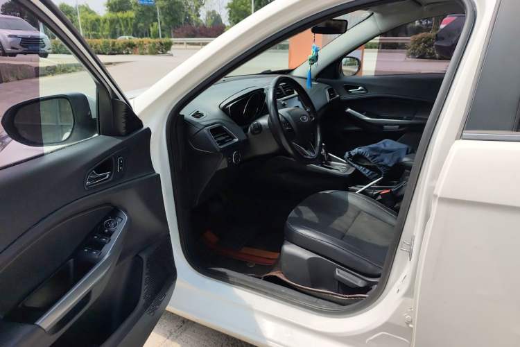 Used Ford Escort 2019 Revised Version 1.5L Automatic Enjoyment Type China VI Standard Driver Seat