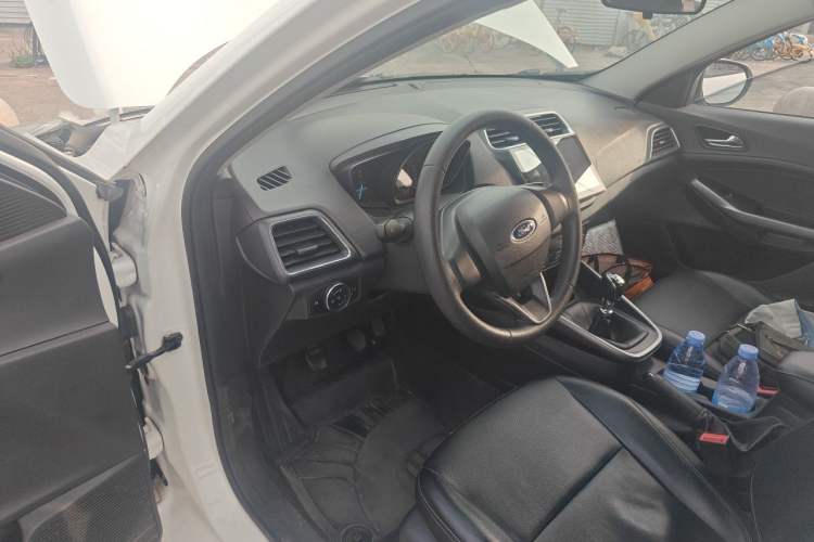 Used Ford Escort 2019 1.5L Manual ZhiXiang Version Driver Seat