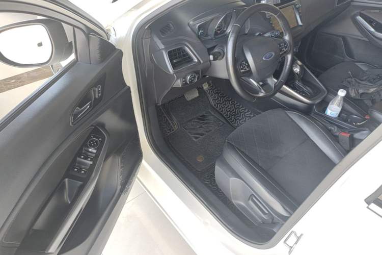 Used Ford Escort 2019 Revised Version 1.5L Automatic Enjoyment Type China VI Standard Driver Seat