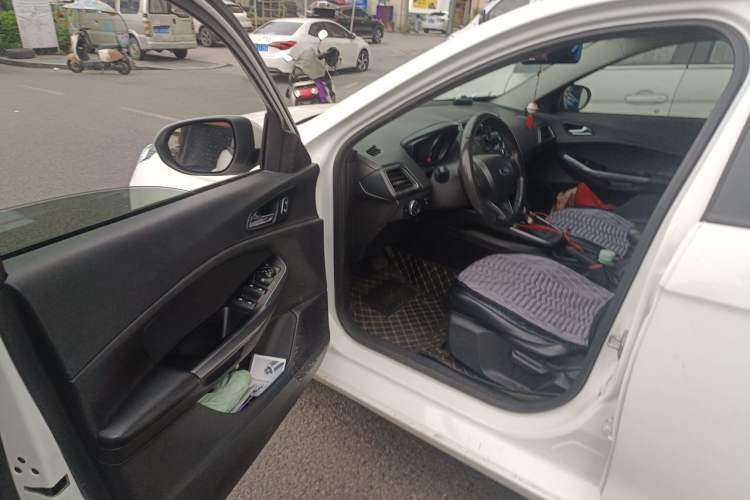 Used Ford Escort 2019 Revised 1.5L Automatic ZhiXiang Version (Tire Pressure Monitoring) China VI Standard Driver Seat