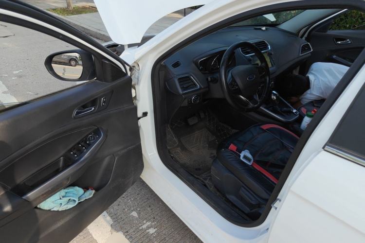 Used Ford Escort 2019 Revised Version 1.5L Automatic Enjoyment Type China VI Standard Driver Seat