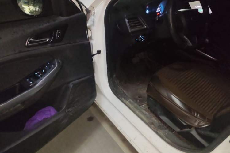 Used Ford Escort 2019 Revised 1.5L Automatic ZhiXiang Version (Tire Pressure Monitoring) China VI Standard Driver Seat