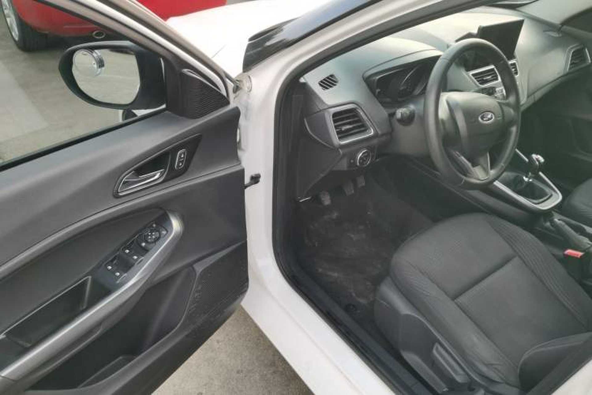 Used Ford Escort 2019 Revised Version 1.5L Manual Quality Enjoyment Type China VI Standard Driver Seat