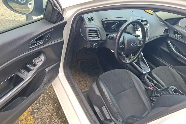 Used Ford Escort 2019 Revised Version 1.5L Automatic Enjoyment Type China VI Standard Driver Seat