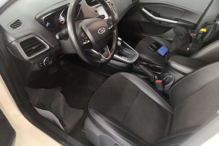 Used Ford Escort 2019 Revised Version 1.5L Automatic Enjoyment Type China VI Standard Driver Seat