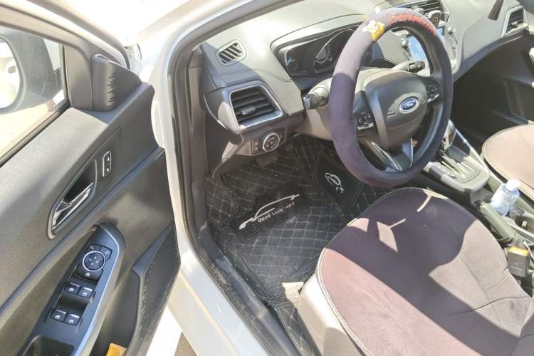 Used Ford Escort 2019 Revised Version 1.5L Automatic Enjoyment Type China VI Standard Driver Seat