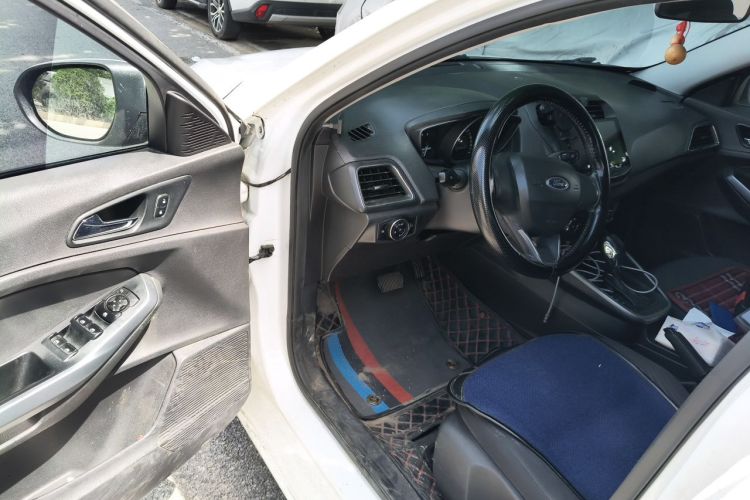 Used Ford Escort 2019 Revised 1.5L Automatic ZhiXiang Version (Tire Pressure Monitoring) China VI Standard Driver Seat