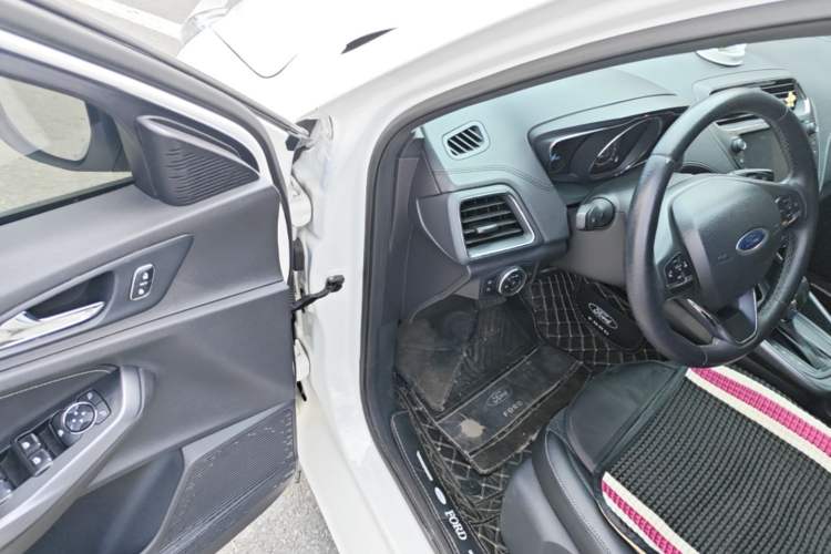 Used Ford Escort 2019 Revised Version 1.5L Automatic Enjoyment Type China VI Standard Driver Seat