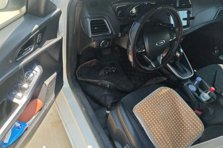 Used Ford Escort 2019 Revised Version 1.5L Automatic Enjoyment Type China VI Standard Driver Seat