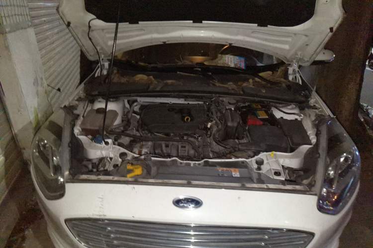 Used Ford Escort 2019 1.5L Automatic ZhiXiang Model Engine Bay