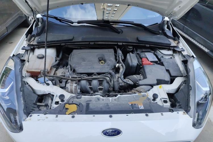 Used Ford Escort 2019 Revised Version 1.5L Automatic Enjoyment Type China VI Standard Engine Bay