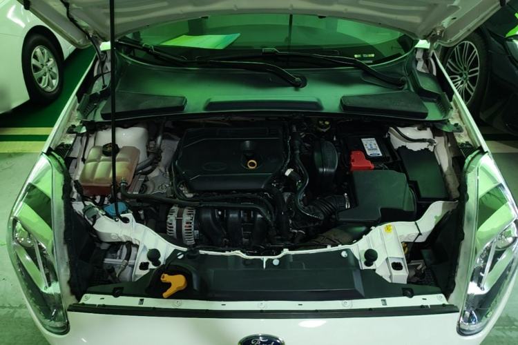 Used Ford Escort 2019 1.5L Automatic ZhiXiang Model Engine Bay